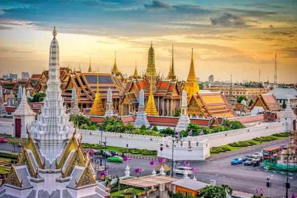 Exclusive Angkor Sunrise & Temples Tour